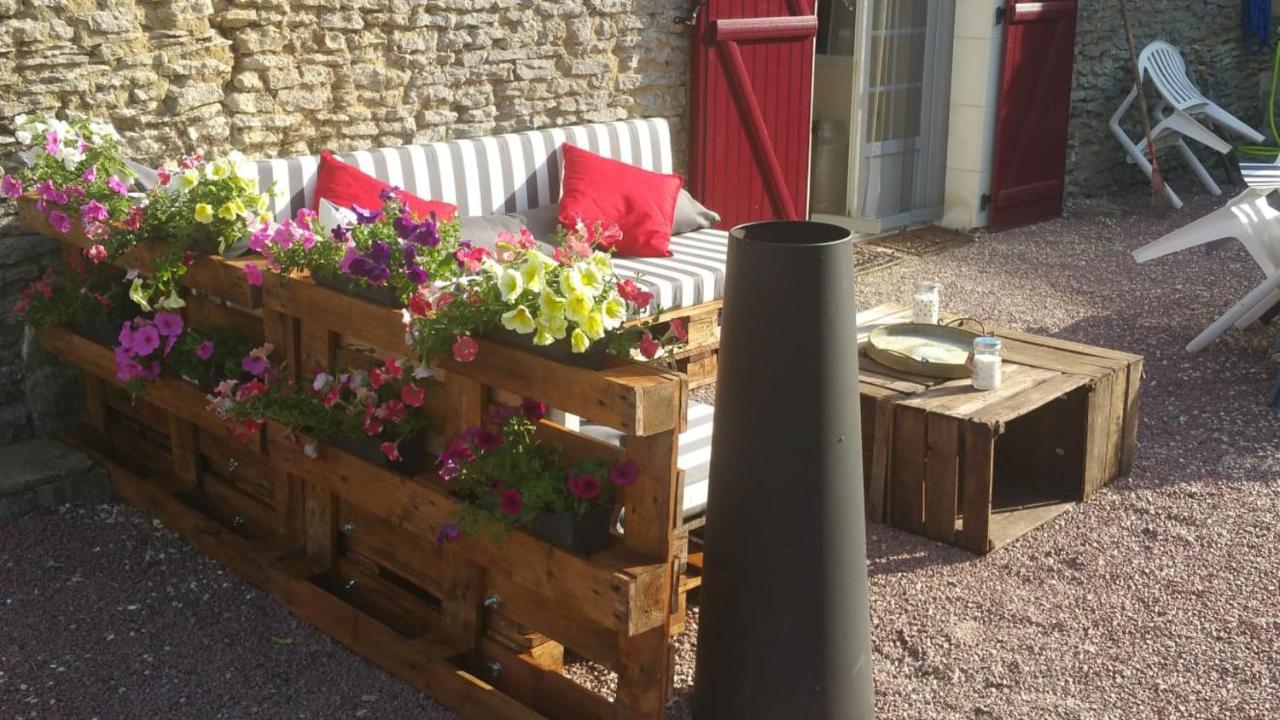 La Ferme Du Grand Bois Lägenhet Mouterre-Silly Exteriör bild